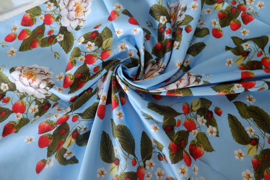 Blue Strawberry Garden Cotton Sateen – 3.3 yd
