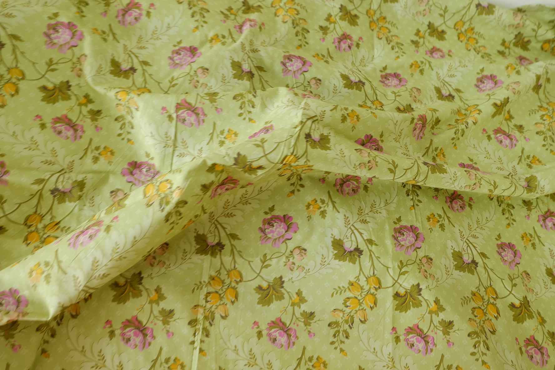 Soft Green Vintage Floral Cotton Lawn Fabric – 2.8 yd