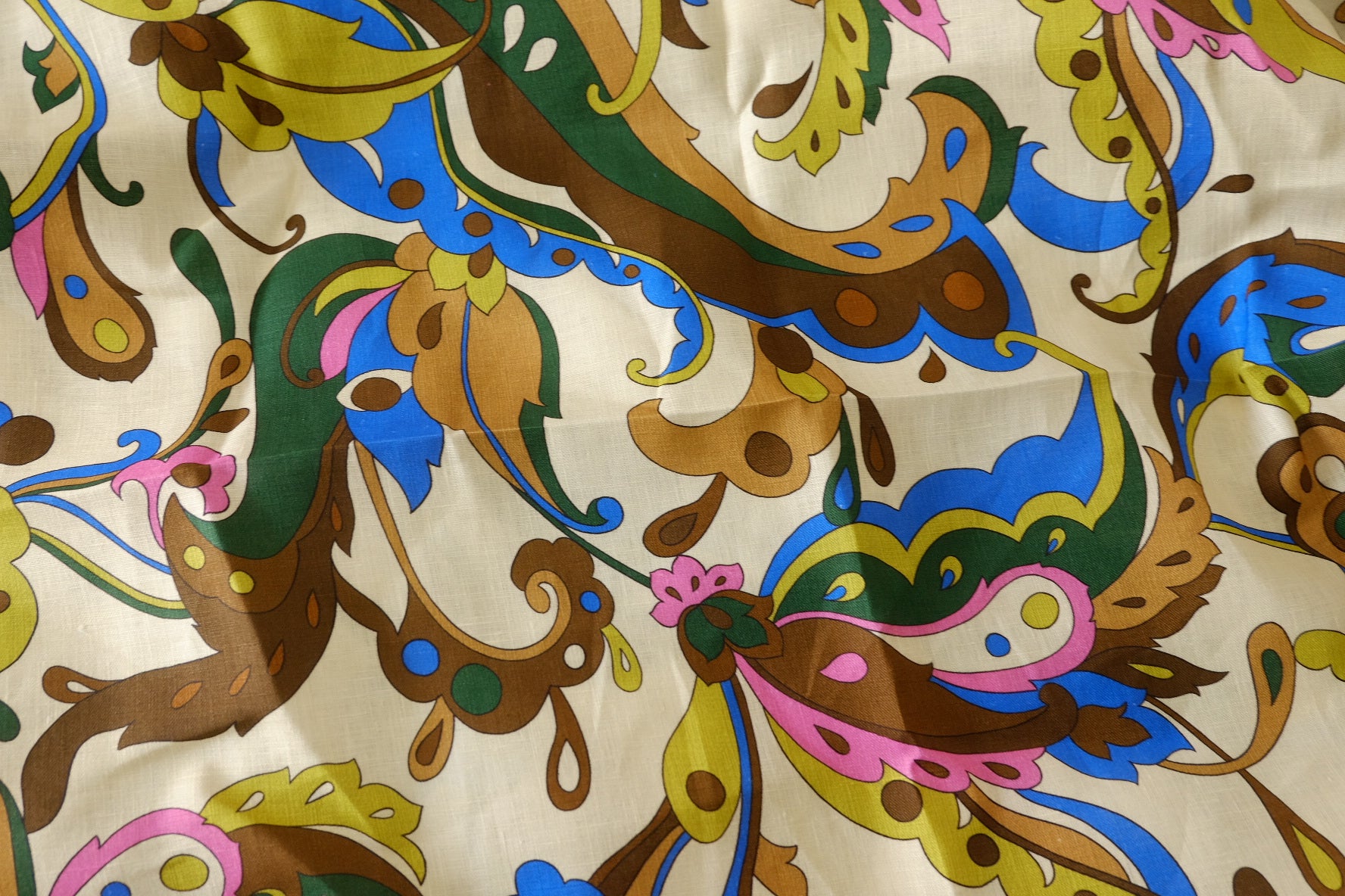 Retro Paisley Pure Linen – 2.2 yd