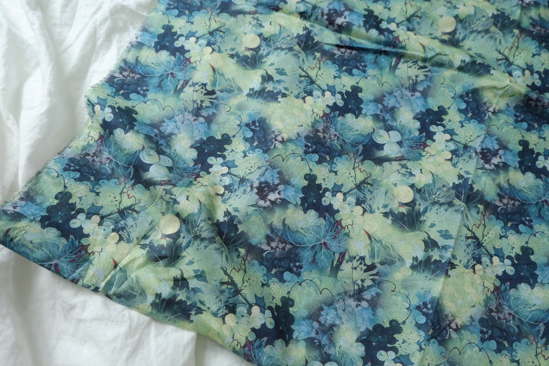 Blue Grape Vine Silky 80s Cotton Lawn — 2.19 yd