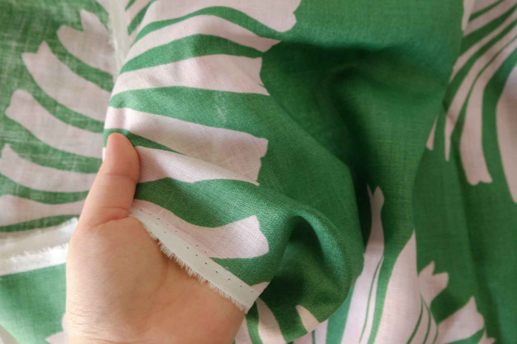 Green Oversized Floral Pure Linen Fabric – 2.2 yd