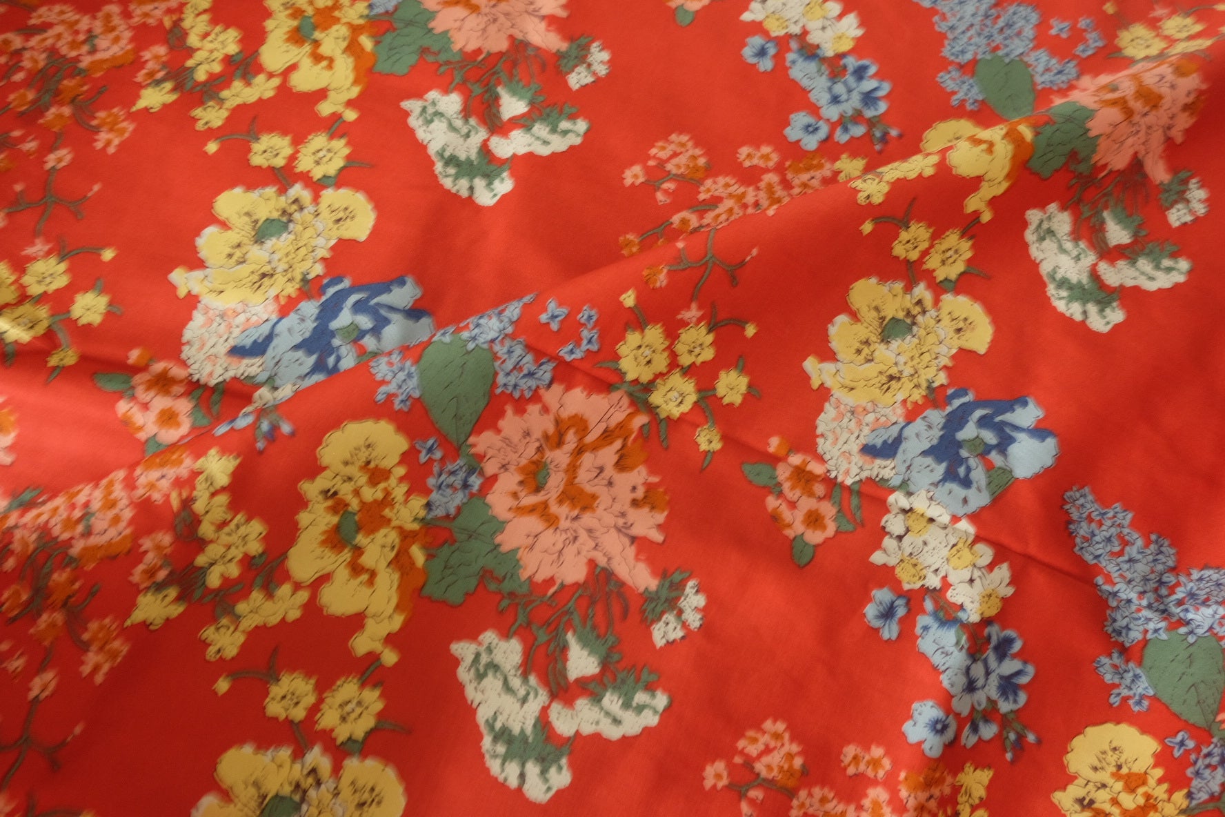 Scarlet Vintage Floral Cotton Poplin – 3.28 yd