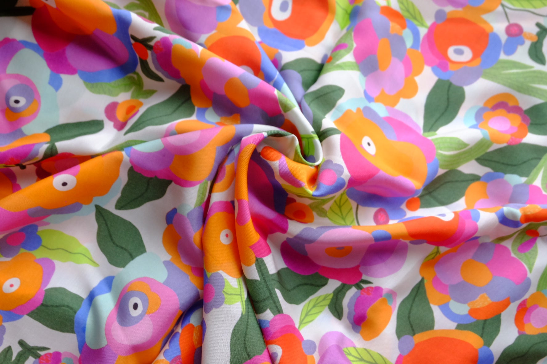 Vibrant Floral Viscose Cotton Twill – 1.6 yd