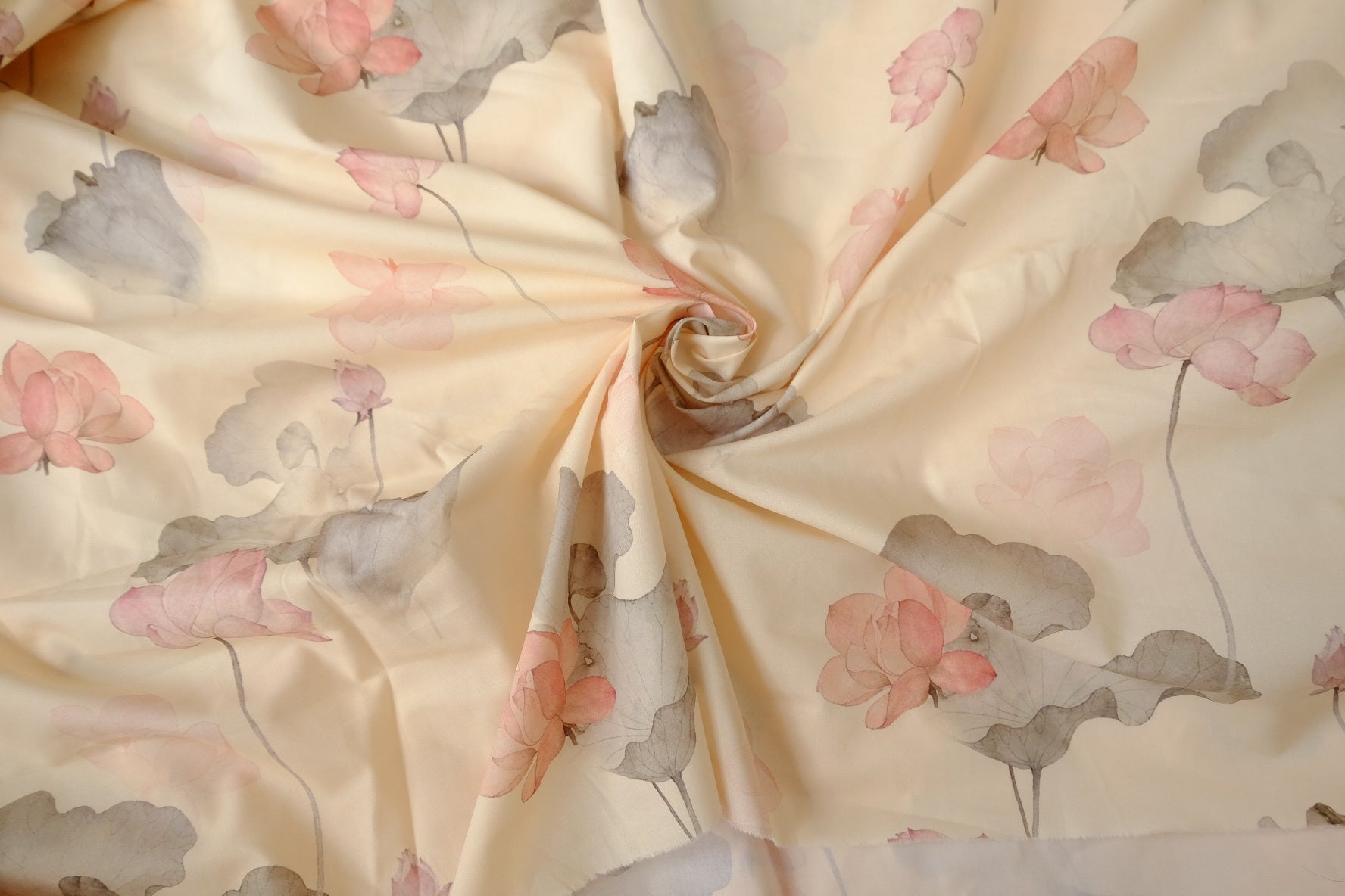 Soft Lotus Print 60s Cotton Poplin (3.3 Yards)