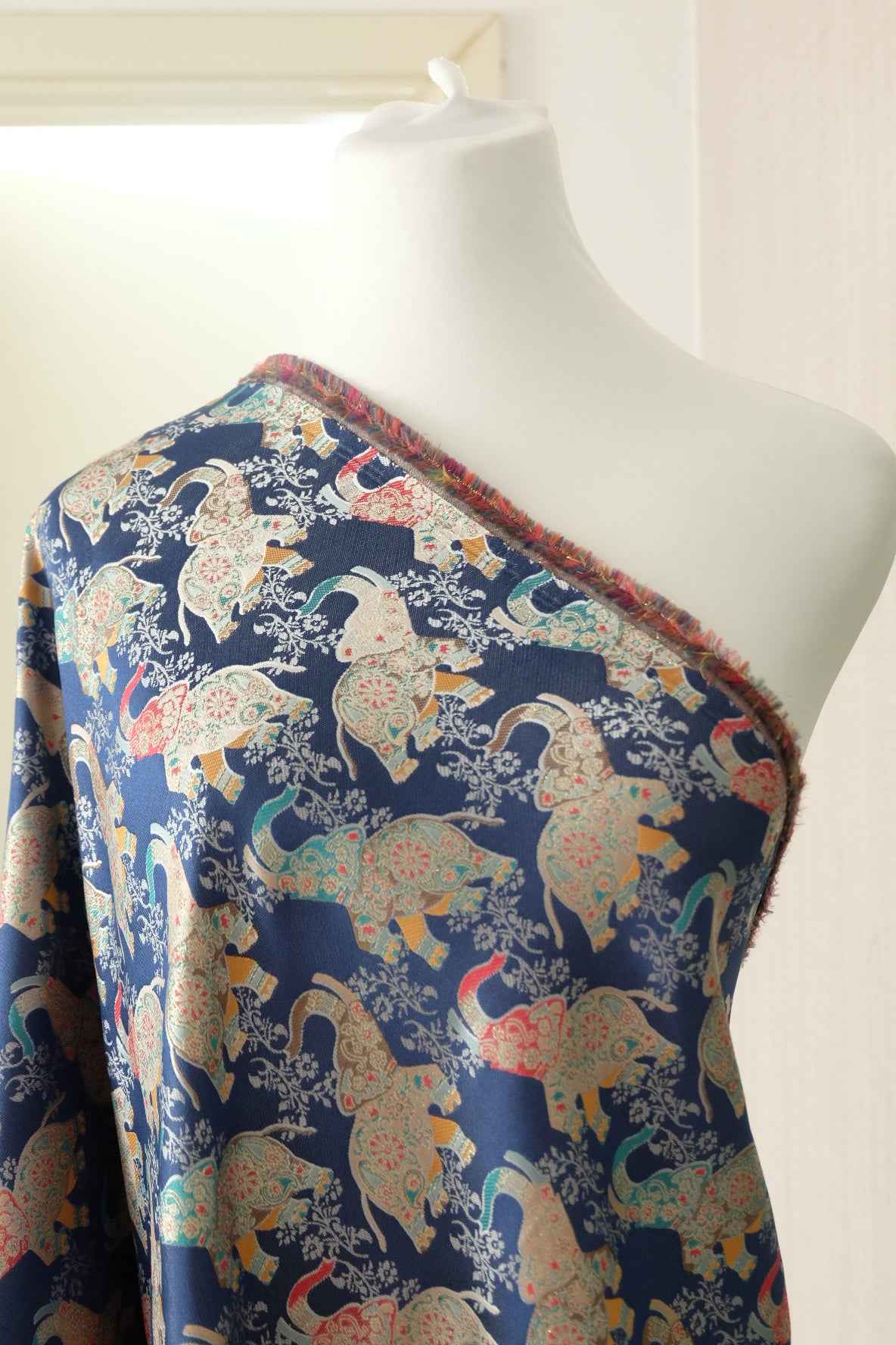 Elephant Jacquard Brocade Fabric for Vests and Cheongsam-Inspired Dresses, 2.19 Yards