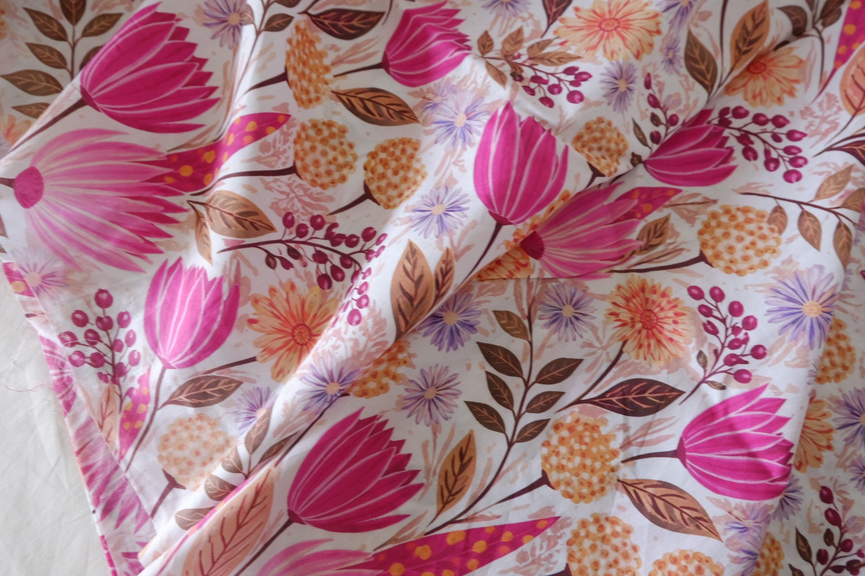 Vibrant Botanical Cotton Lawn Fabric – 1.97 yd