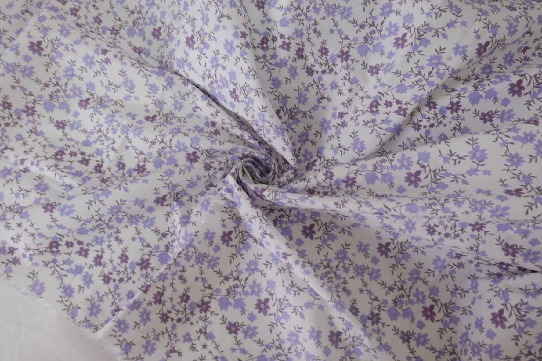 Lilac Ditsy Floral High Count Cotton Fabric – 2.2 yd