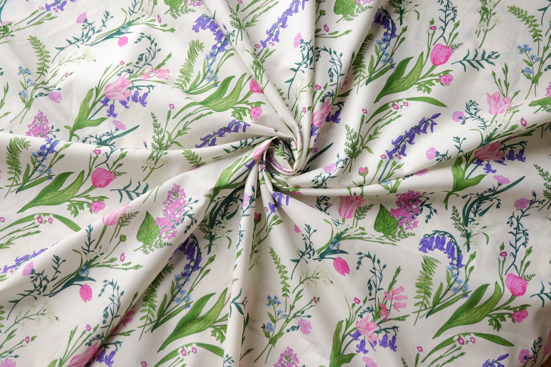 Wildflower Garden Cotton Lawn – 3.3 yd