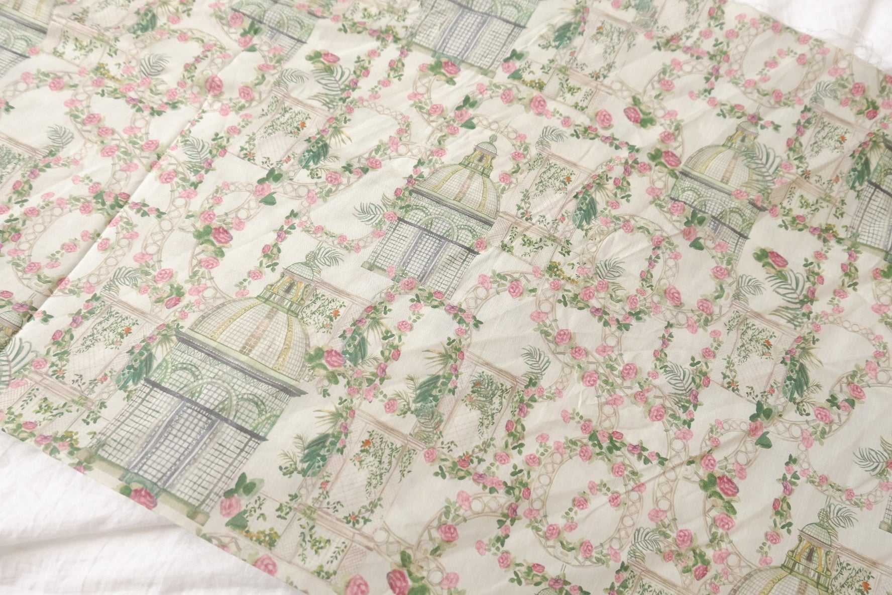 Greenhouse Rose Garden Cotton Lawn Fabric - 1.31 yd
