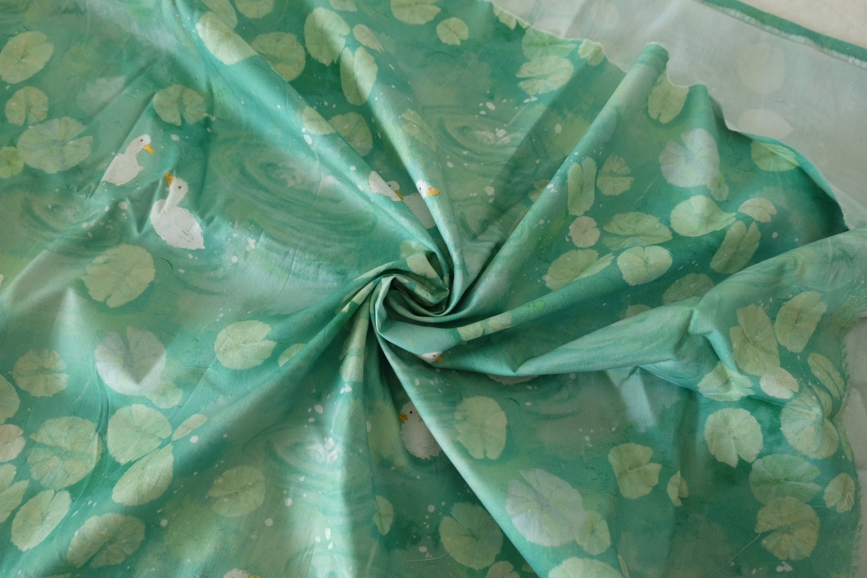 Duck Pond 60s Cotton Poplin Fabric - 1.6 yd