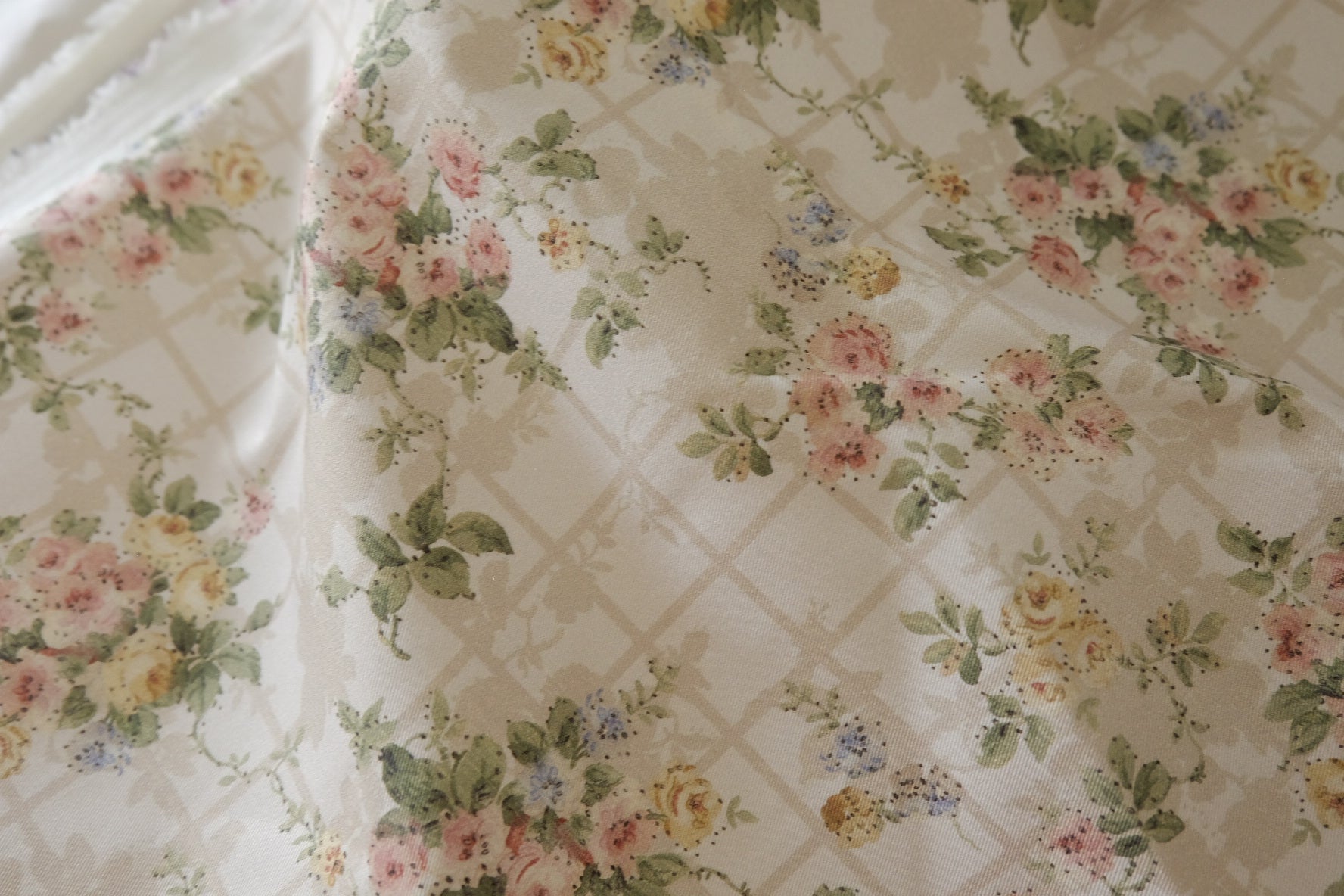 Vintage Rose Plaid Stretch Cotton Twill – 1.6 yd
