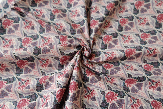 Vintage Floral Cotton Poplin Fabric 3.3 Yards / 2.2 Yards