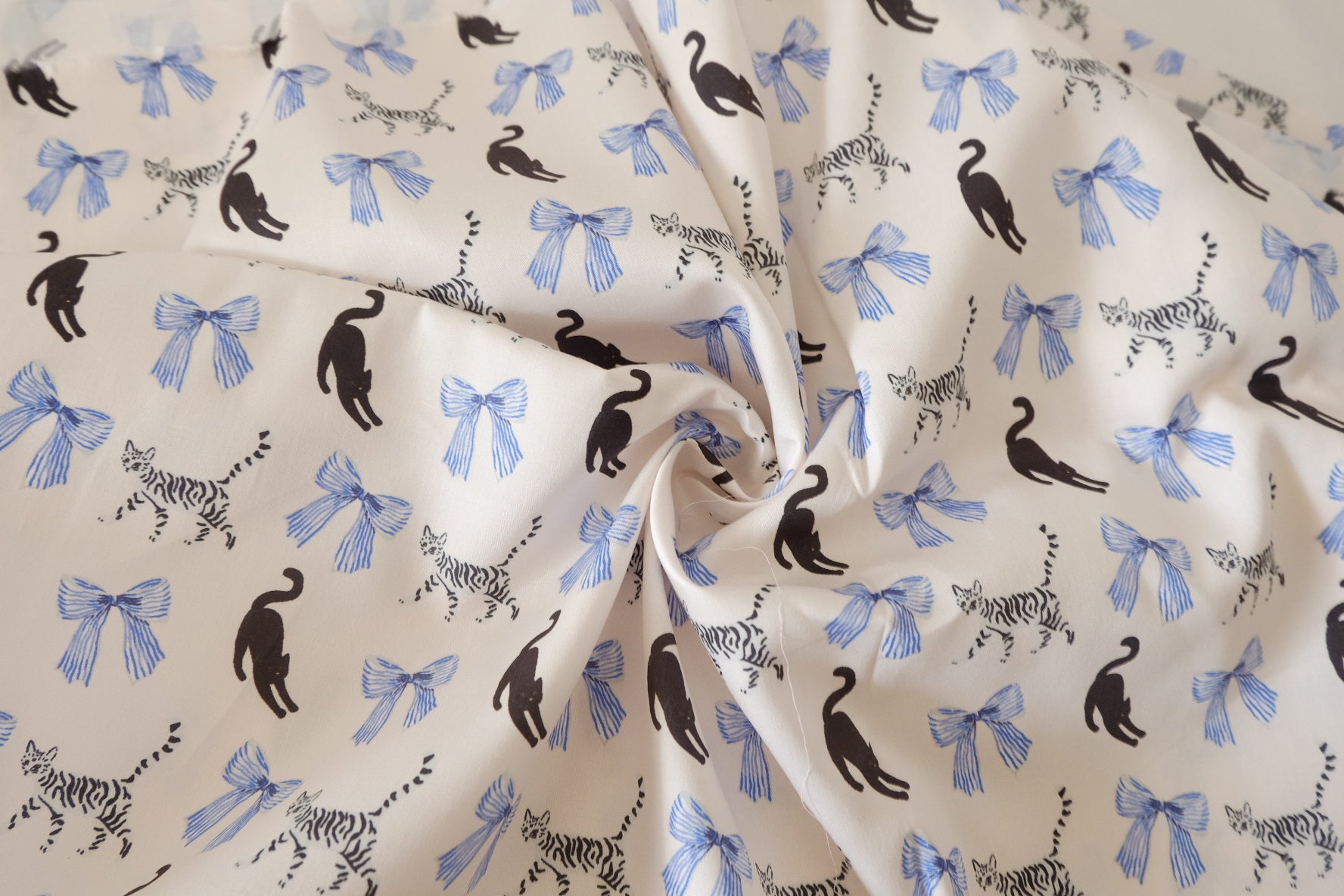 Ivory Cotton Sateen Fabric with Cat & Bow Print – Soft Structured Designer Cotton – 1.6 yd