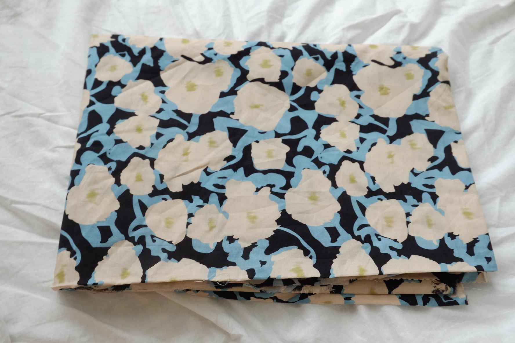 Graphic Blue Poppy Cotton Fabric, Lightweight 60s Cotton, 1.97 Yards