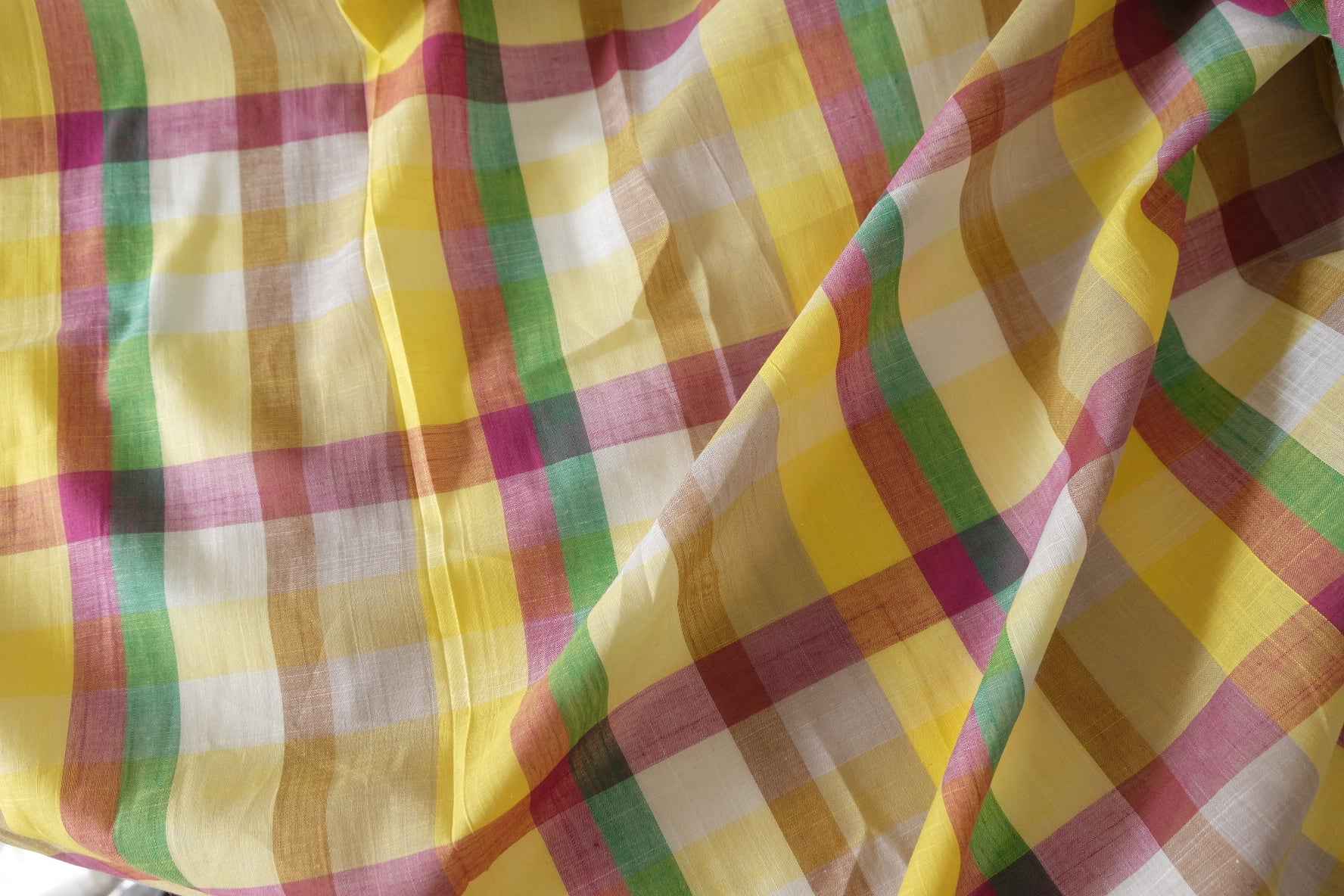 Sunny Yarn-Dyed Plaid Lightweight Cotton Fabric – 2.2 Yards