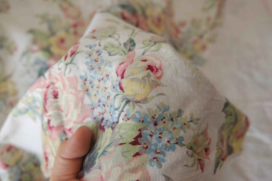 Vintage Floral Dobby Cotton – 3.3 yd