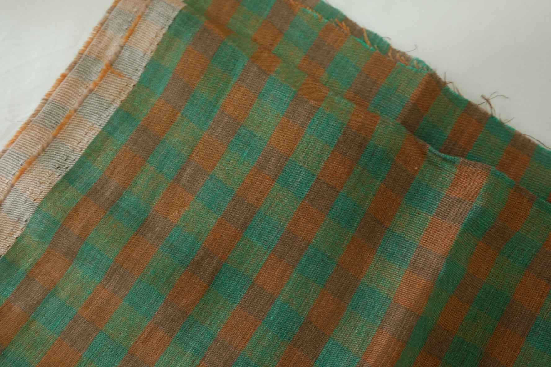 Italian Woven Plaid Pure Linen Fabric – 1.6 yd