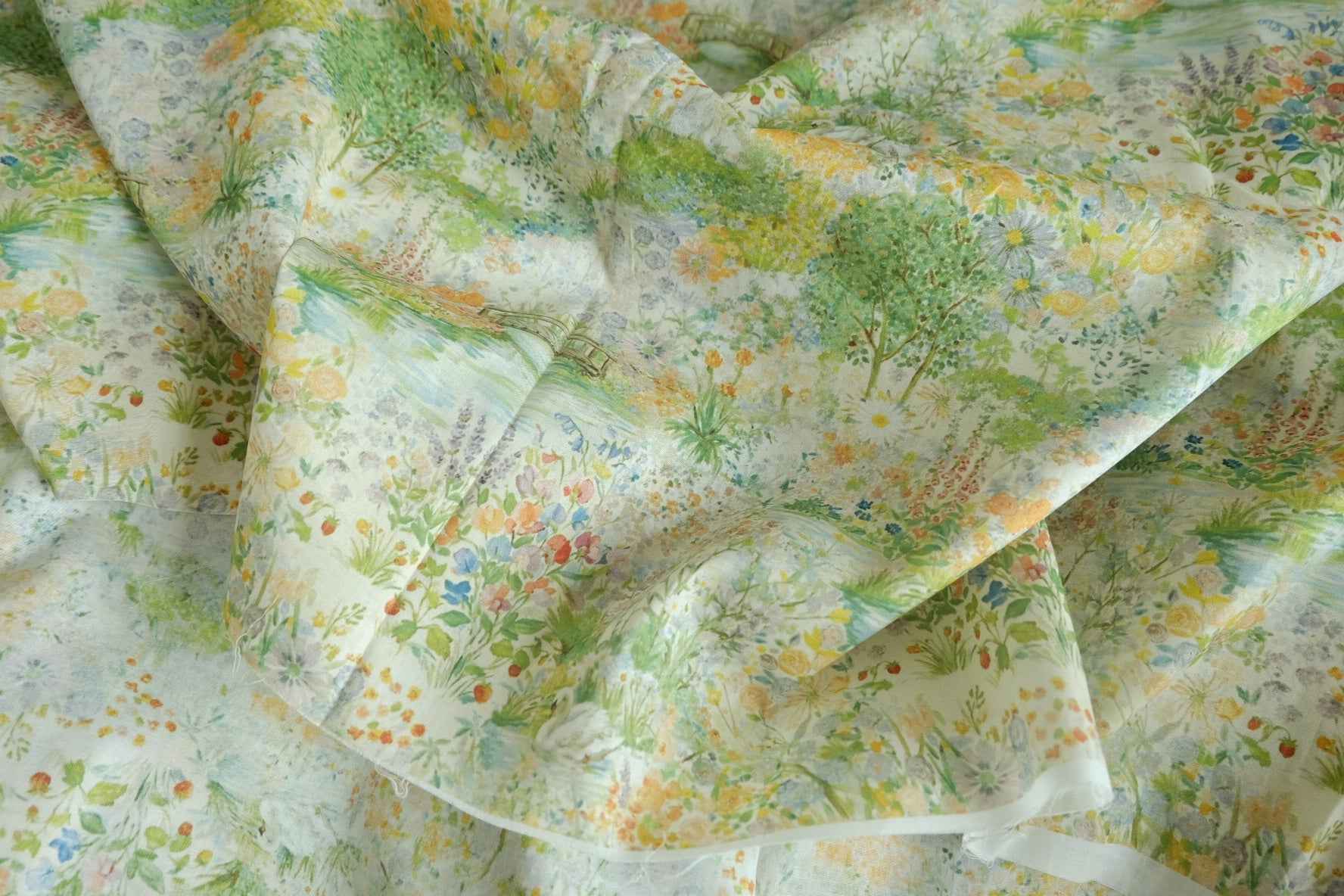 Storybook Garden 80s Lightweight Cotton Fabric - 1.64 yd