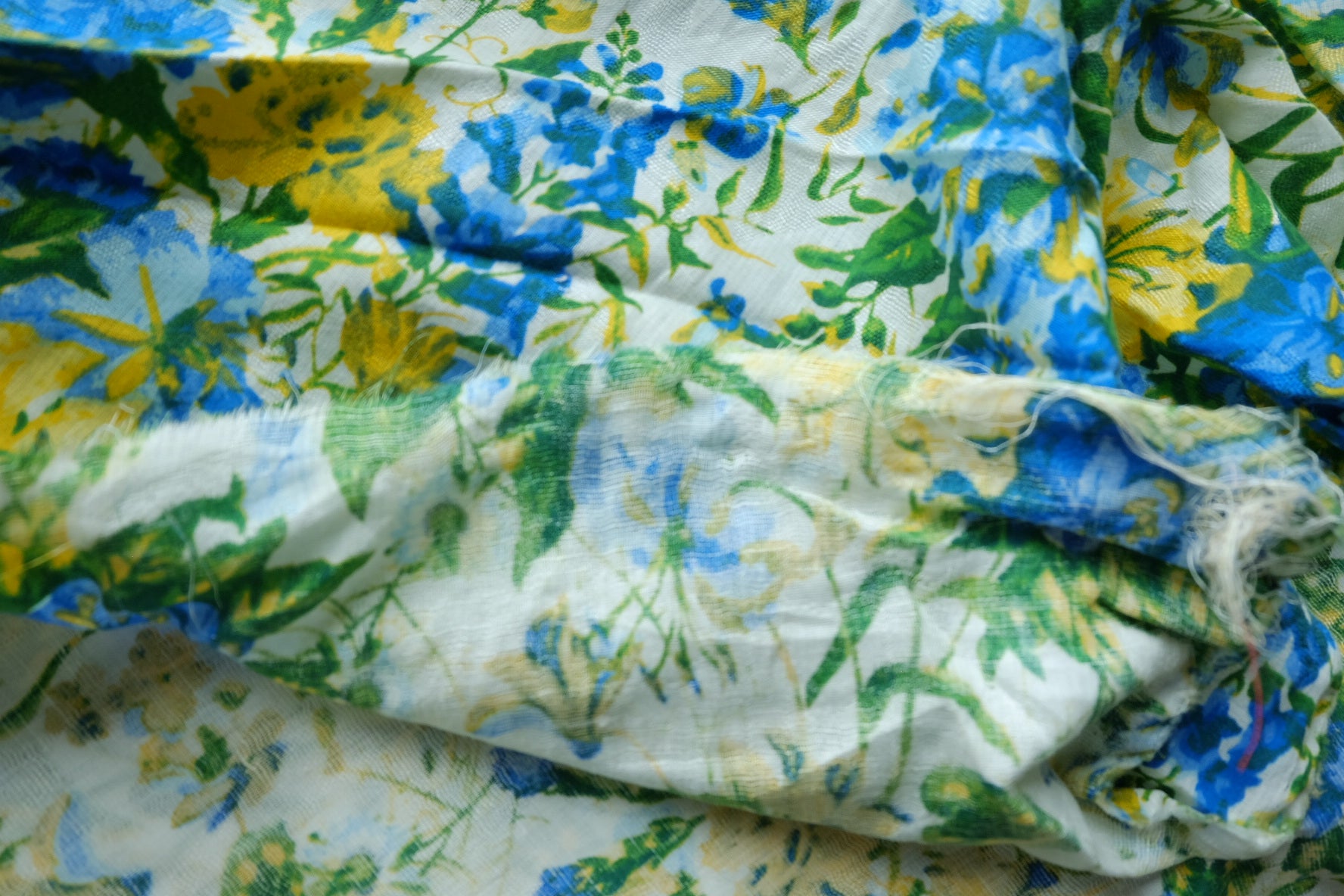 Blue & Yellow Floral Cotton Linen Double Gauze – 3.3 yd