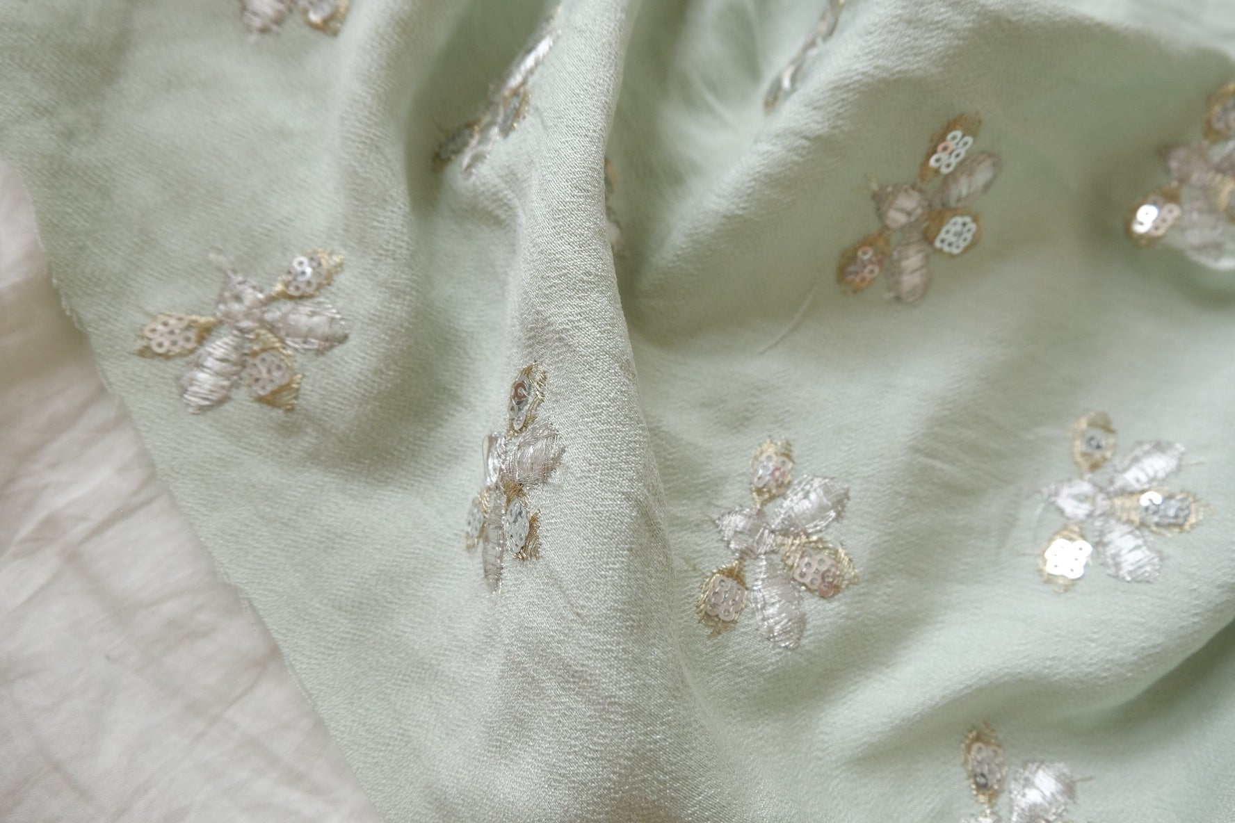 Sequin Bee Lyocell Linen Blend, 2.19 Yards