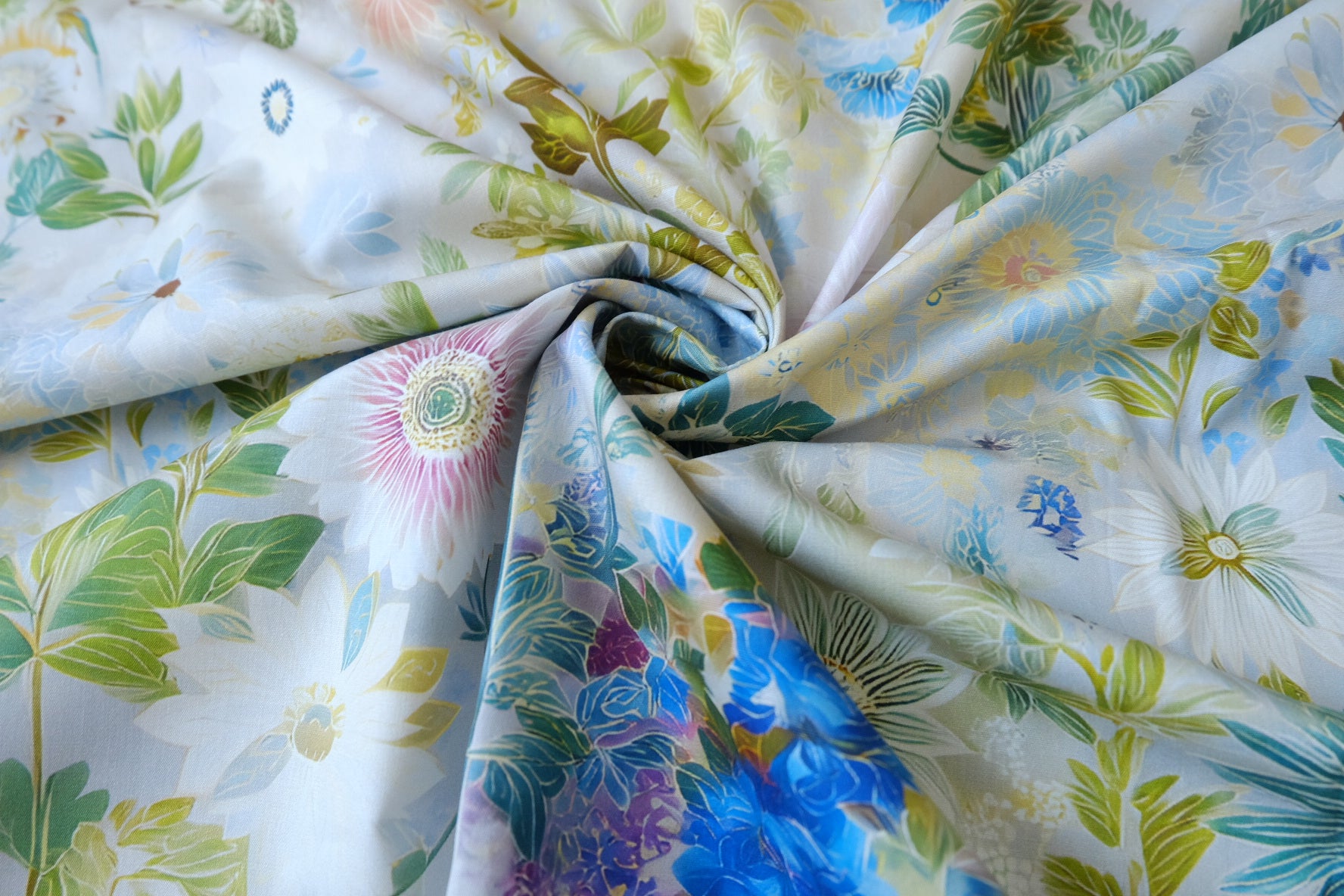 Blue Garden 50s Cotton Poplin Fabric - 3.28 yd