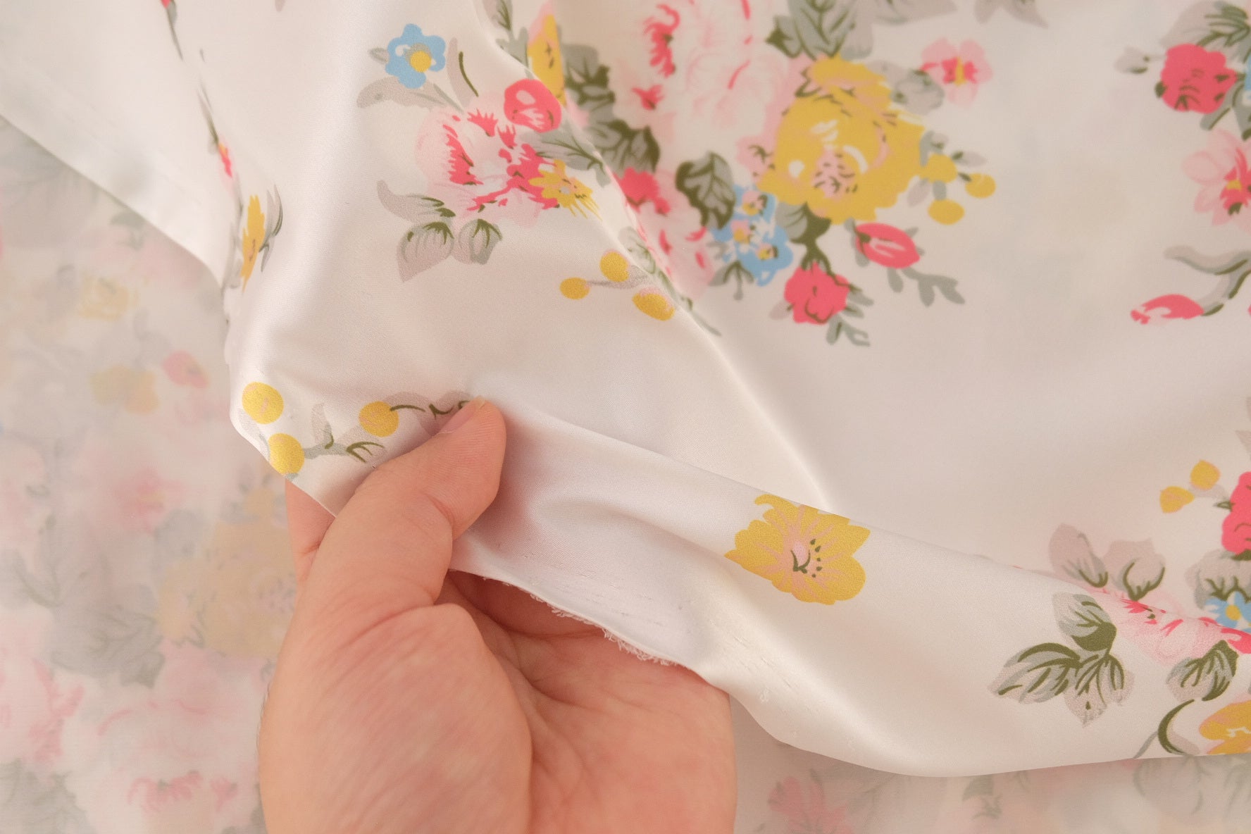Vintage Bouquet Stretch Poly Cotton Satin – 3.3 yd