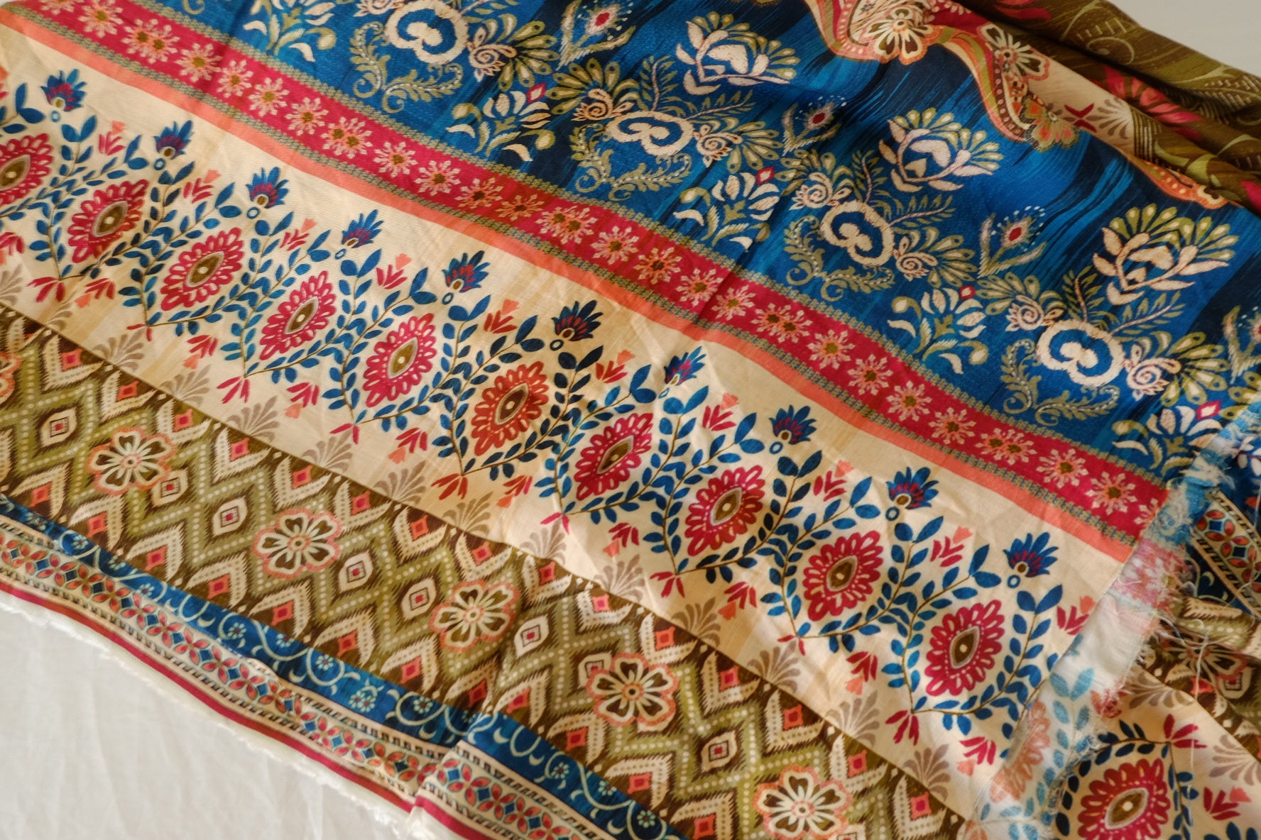 Bohemian Border Print Tencel Linen Fabric – 3 yd