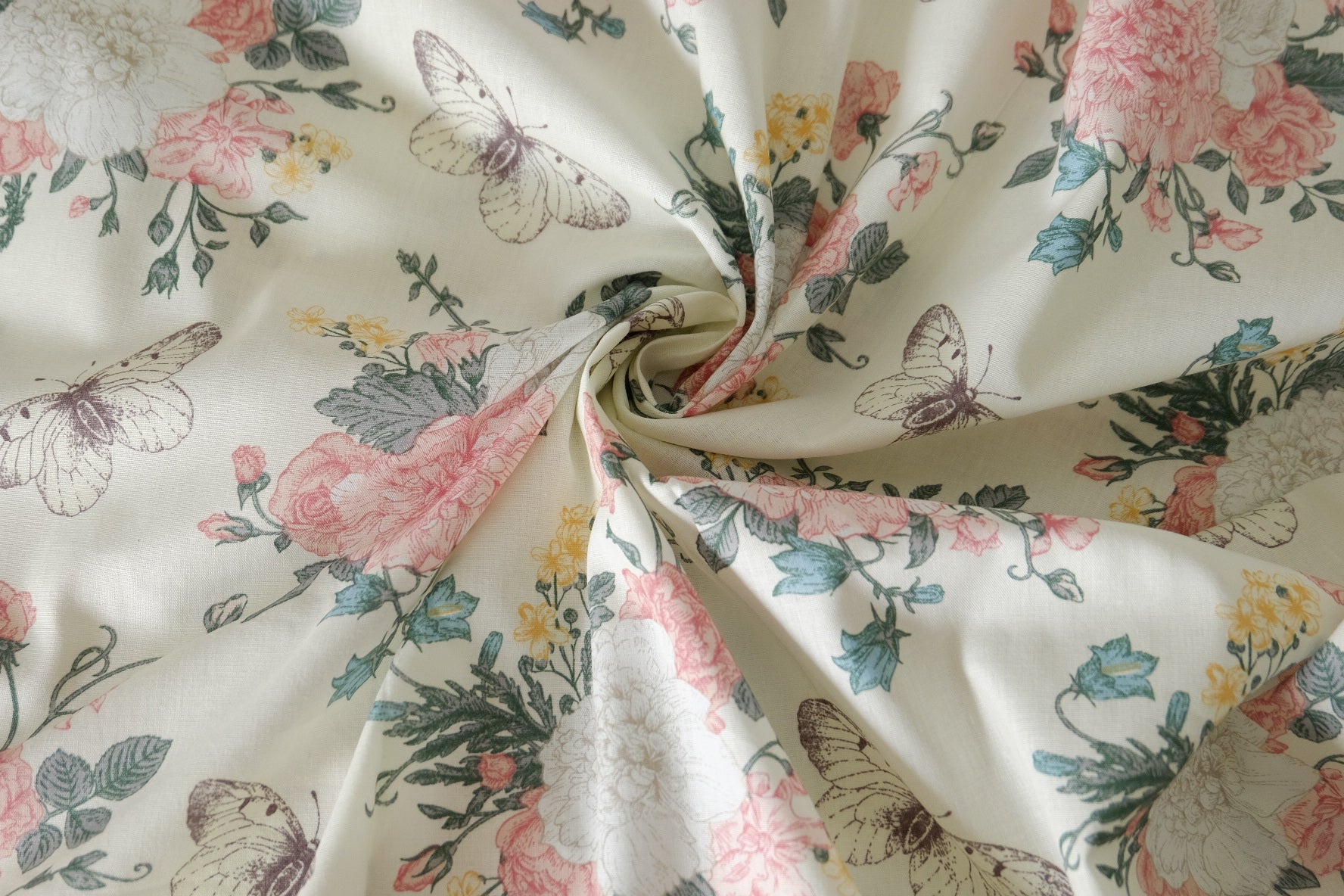 Butterfly Rose Cotton Lawn – 3.3 yd
