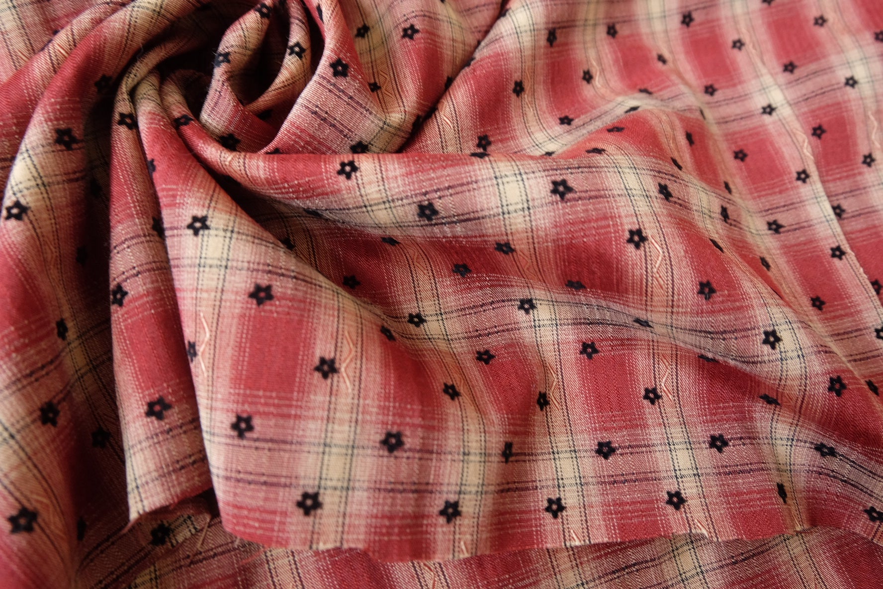 Flocked Little Black Floral Plaid Jacquard Cotton-Poly Shirting — 3.28 yd
