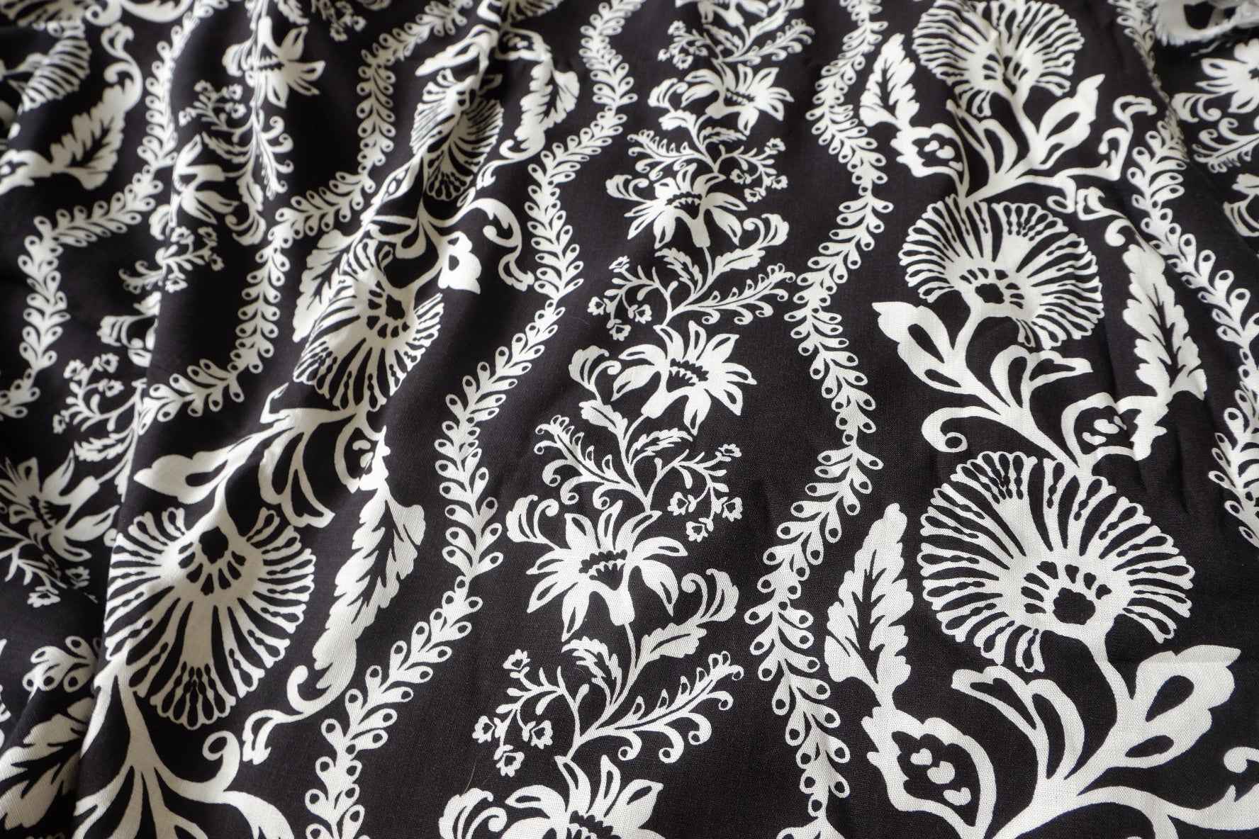 Bold Black and Ivory Floral Linen Cotton Fabric, Heavyweight Dress & Skirt Weight, 2.19 Yards / 1.64 Yards