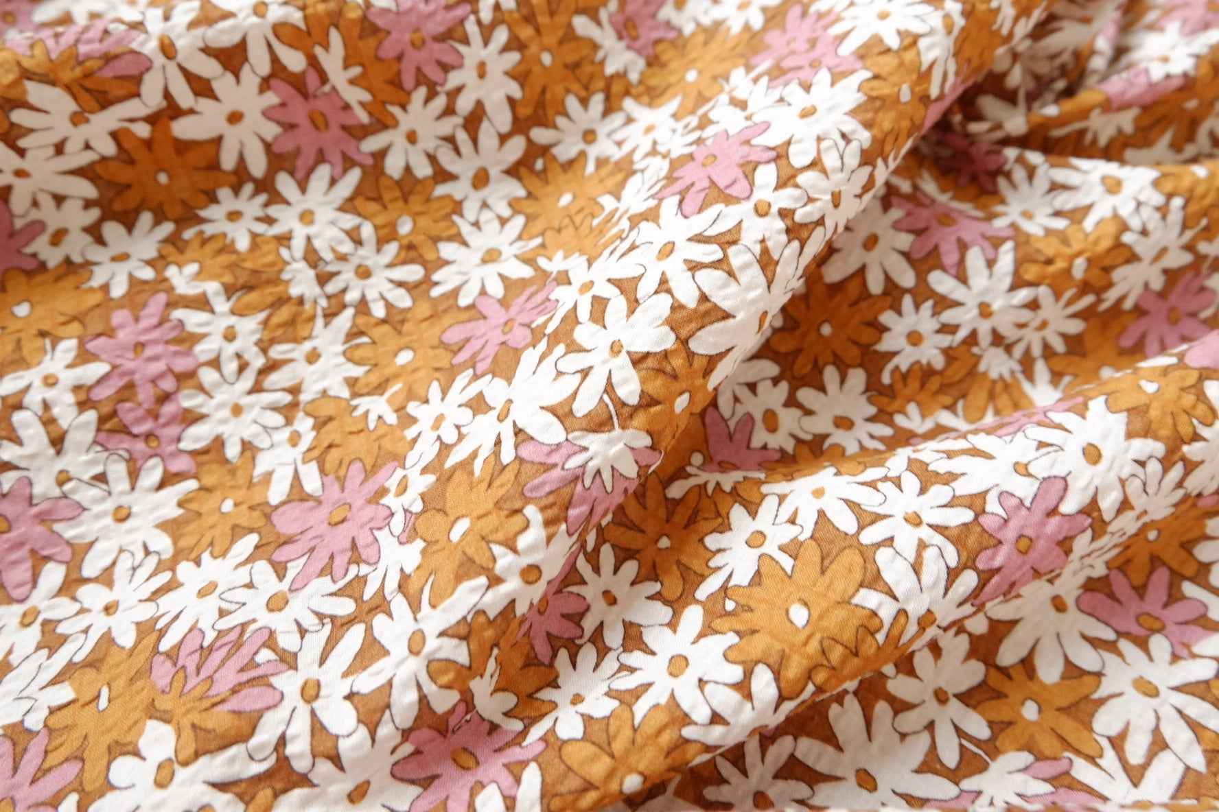 Textured Daisy Cotton Fabric - 1.64 yd