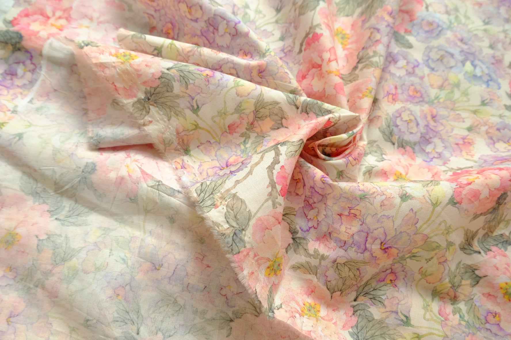 Pastel Peony Cotton Poplin, 80s Lightweight Floral Fabric, 1.97 Yards