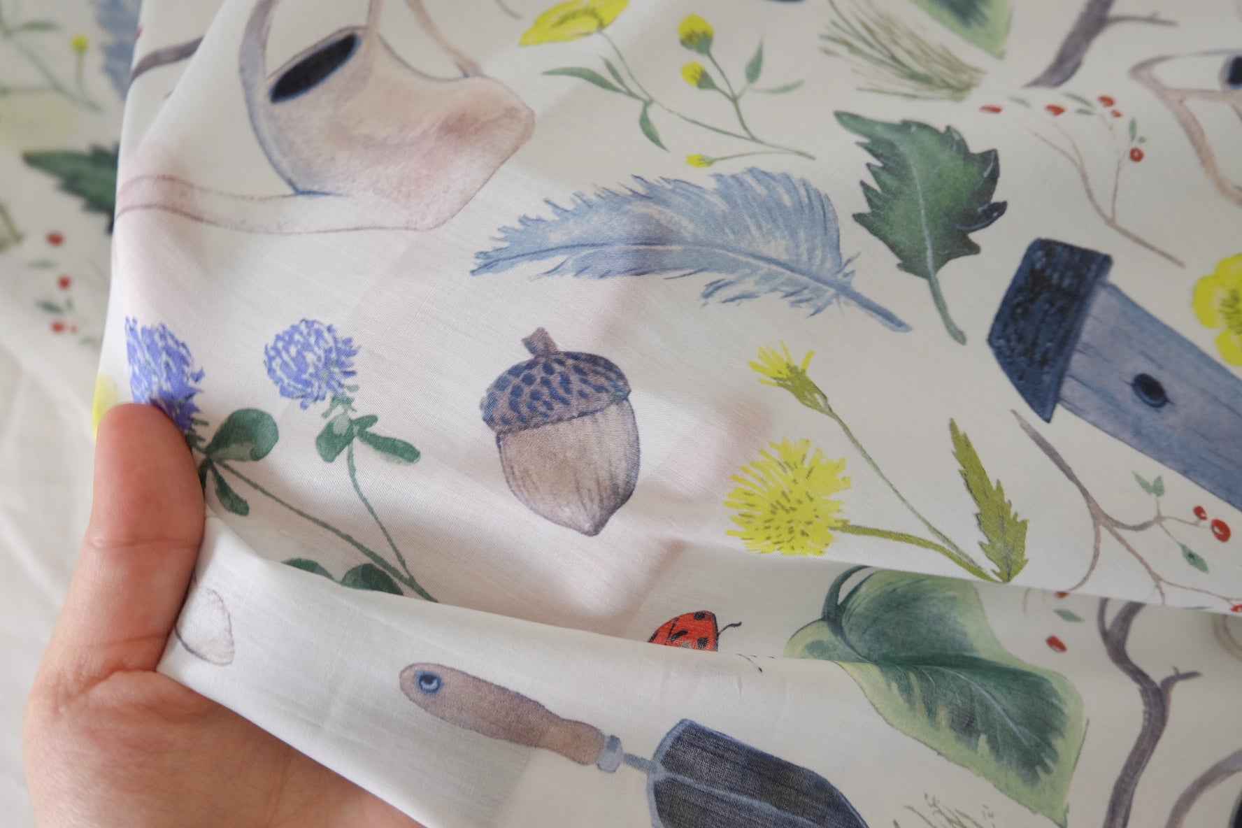 Garden Notes Ultralight Cotton Lawn – 2.2 yd/3.3 yd