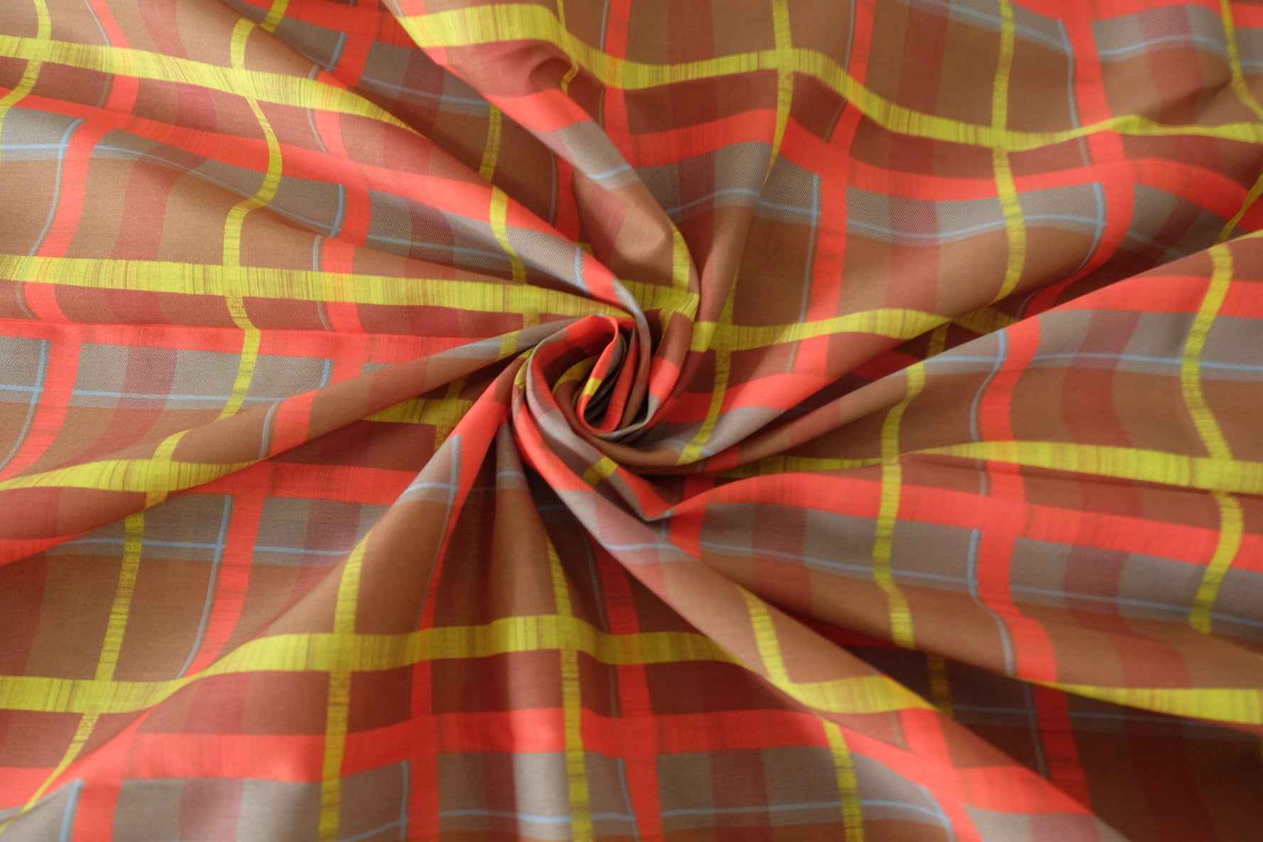 Bold Retro Plaid Cotton Lawn – 3.3 yd