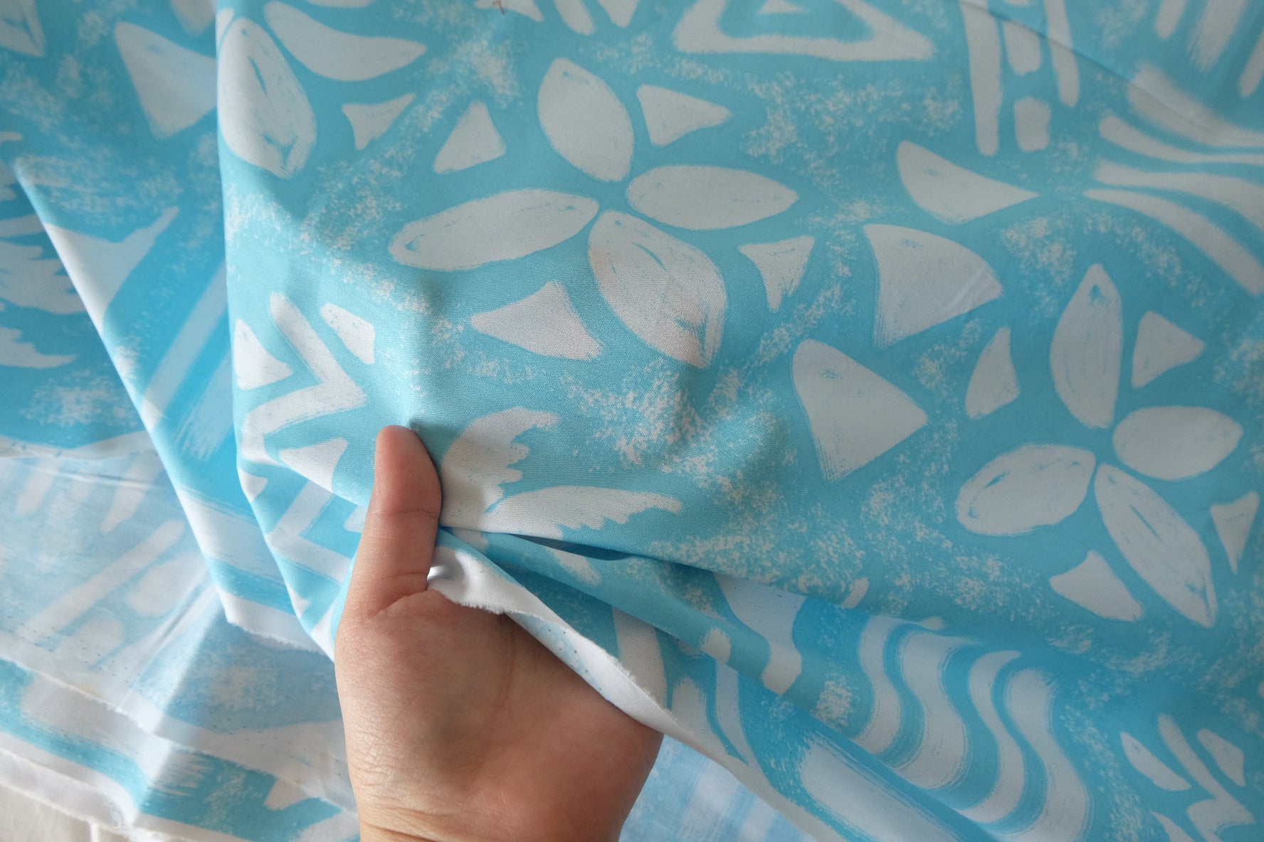 Aqua Tropical Motif Cotton Poplin – 2.19 yd