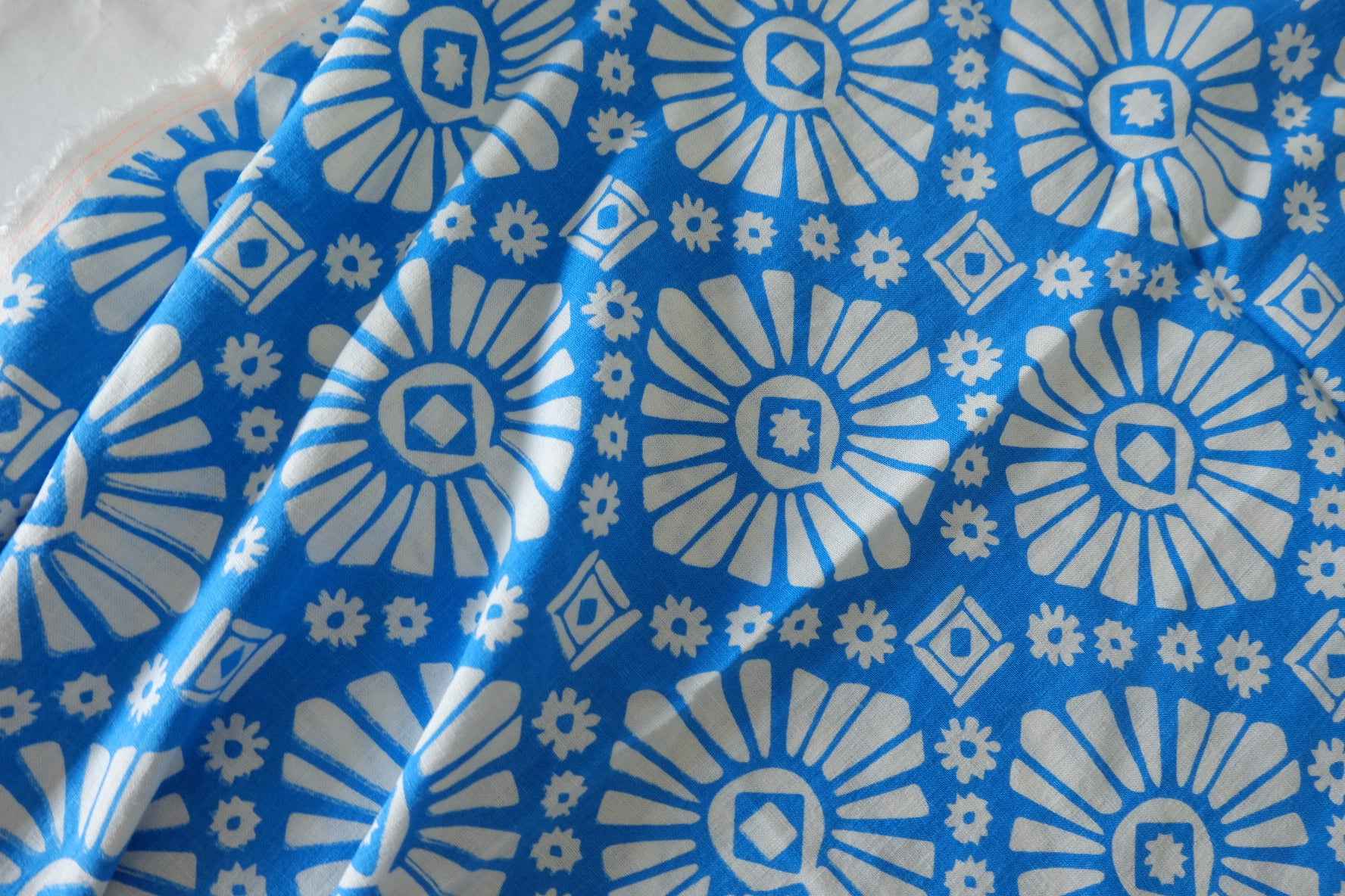 Blue Geometric Floral Cotton Linen Fabric – 1.6 yd