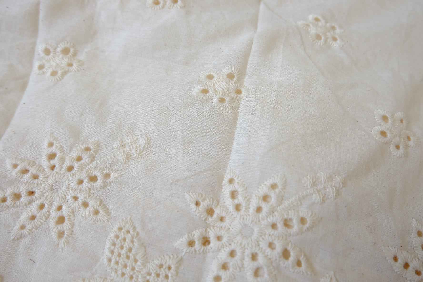 Natural Cotton Eyelet Embroidery Border Fabric — 2.95 yd