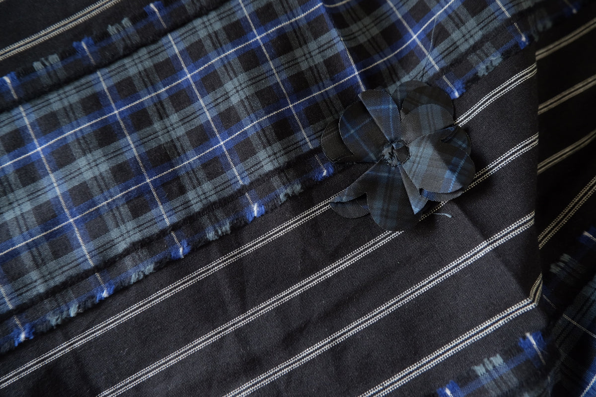 Midnight Tartan – Textured Floral Yarn-Dyed Cotton Fabric | Per Meter