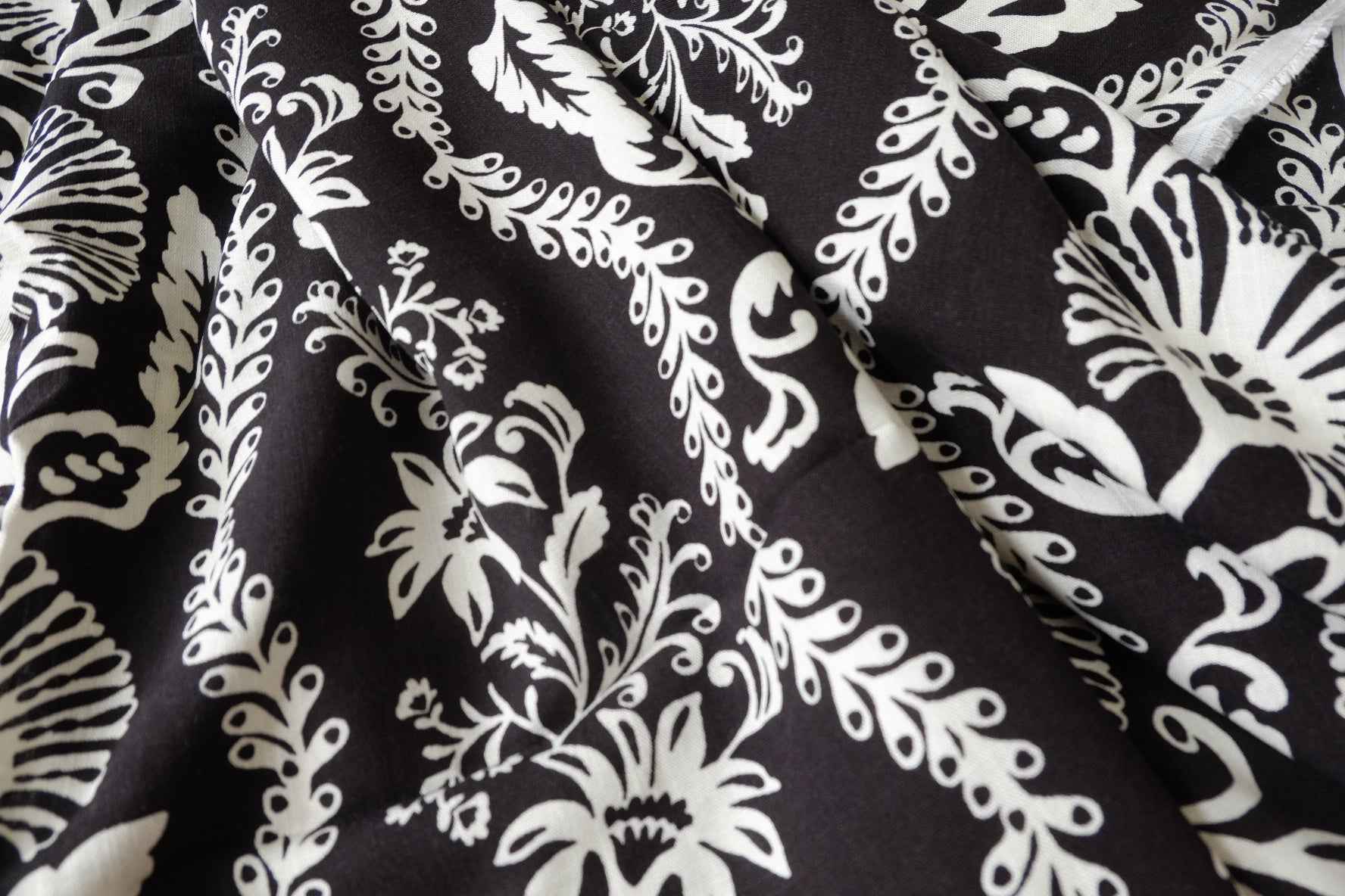 Bold Black and Ivory Floral Linen Cotton Fabric, Heavyweight Dress & Skirt Weight, 2.19 Yards / 1.64 Yards
