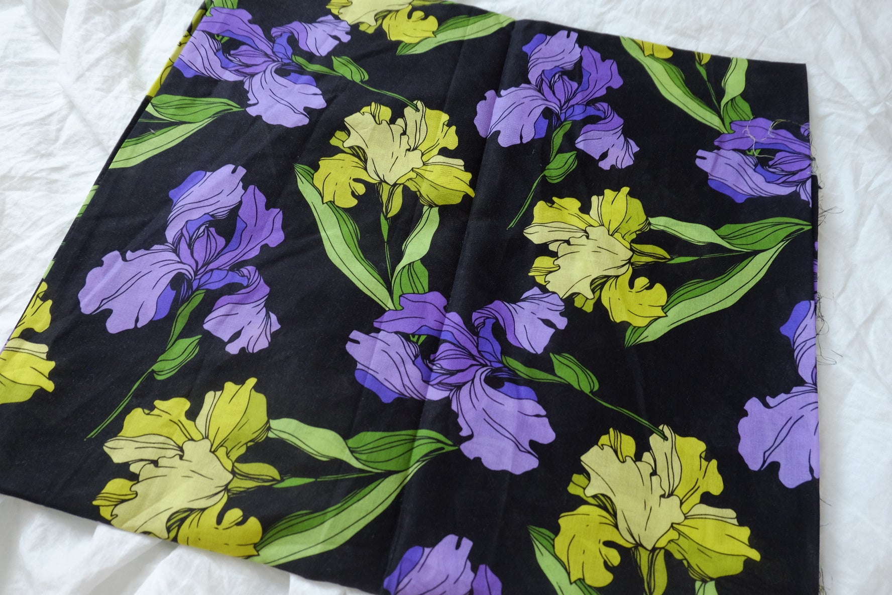Black Iris Lightweight Cotton Fabric — 1.64 yd