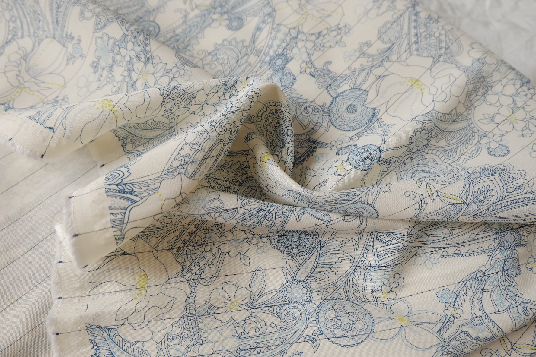 Blue Paisley Floral Lyocell Linen Blend Fabric, Soft Structure, 2.2 Yards