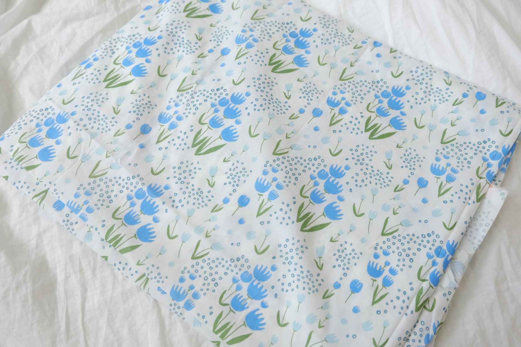 Blue Folk Floral Cotton Poplin Fabric — 2.19 yd