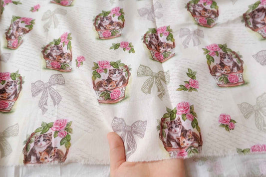 Kittens & Roses Quilting Cotton, 20s Plain Weave, 1.09 Yards