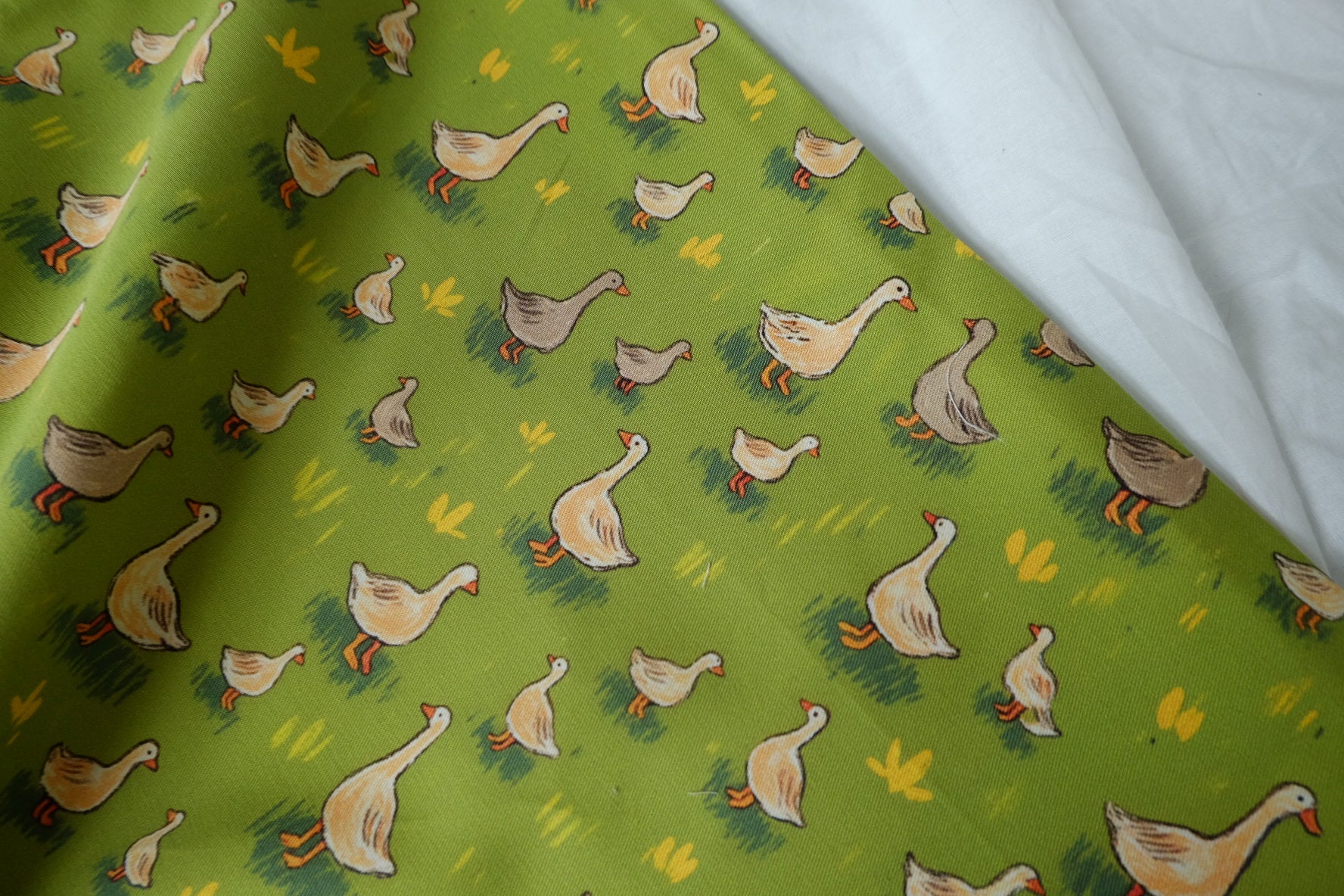 Pastoral Goose Cotton Twill Fabric, Structured Utility Weight, 2.19 Yards