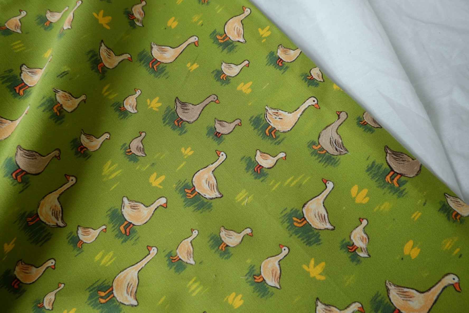 Pastoral Goose Cotton Twill Fabric, Structured Utility Weight, 2.19 Yards