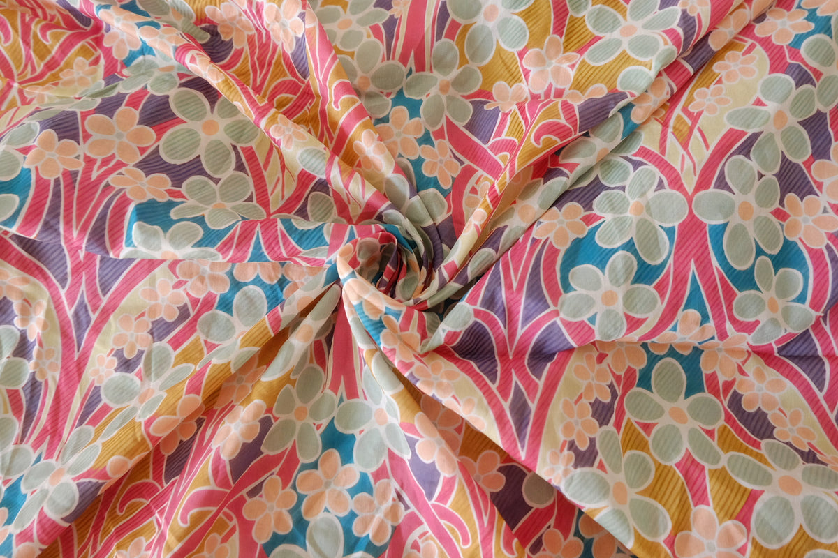 Retro Meadow Floral Cotton Lawn – 3.28 yd