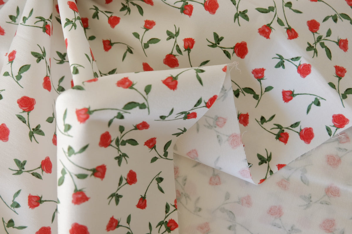 Little Red Roses Cotton Sateen – 2.19 yd