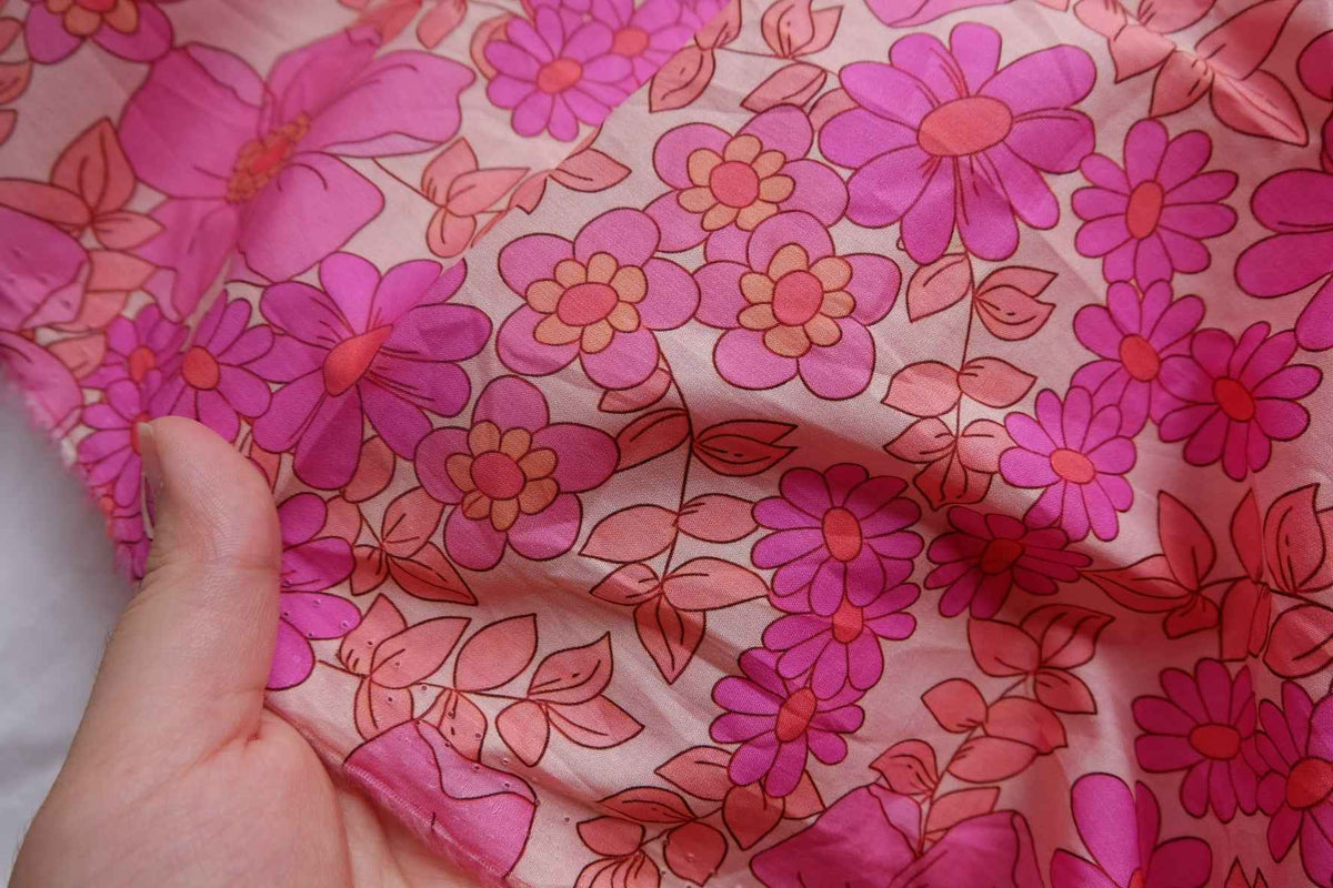 Retro Pink Floral Cotton Lawn — 1.6 yd