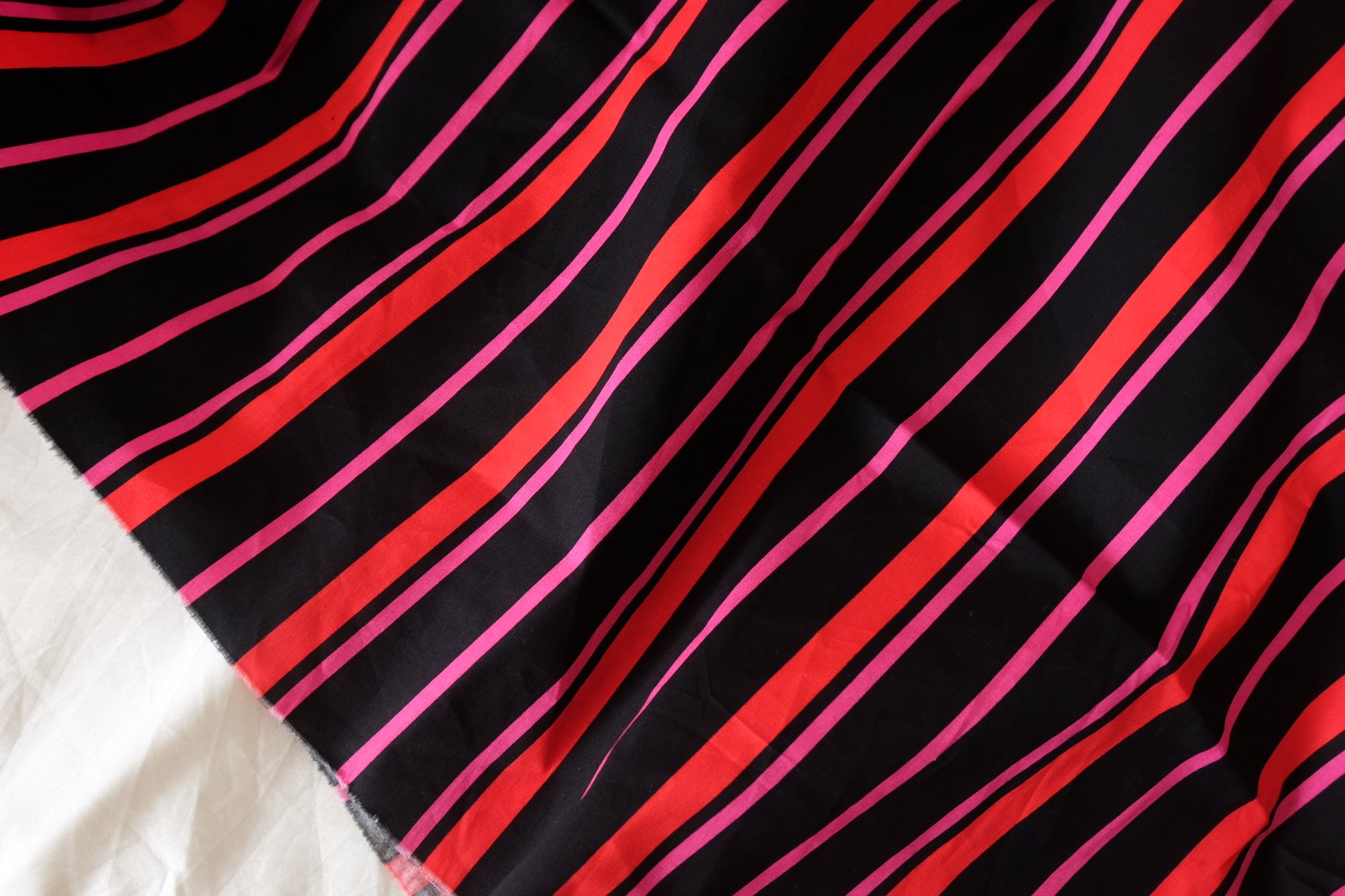 Black & Red Abstract Stripe Cotton Poplin Fabric – Crisp Heavyweight Cotton – 2 yd