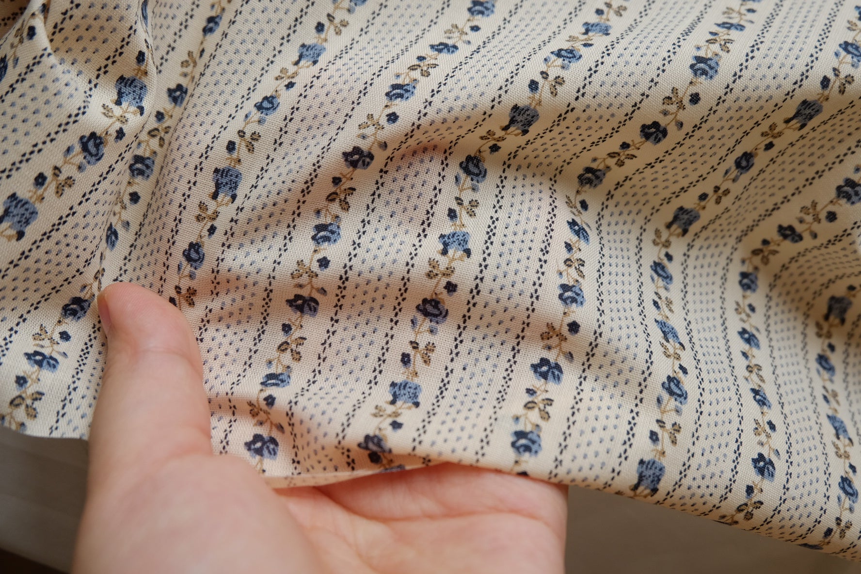 Blue Rose Stripe 60s Cotton Poplin – 3.3 yd